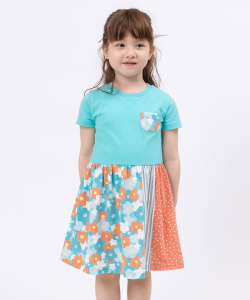 KP(ケーピー)の「花柄プリント切り替え半袖ワンピース(100~130cm)(ワンピース・キッズ・ピンク/エメラルド・110cm/120cm/130cm/100cm)」の2枚目の写真