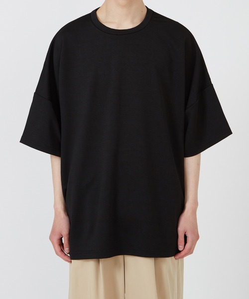 NULL（ヌル）の「【NULL】フラワー バックプリント ポンチ 半袖Tシャツ（Tシャツ/カットソー・メンズ・ホワイト/ブラック・MEDIUM/LARGE）」の19枚目の写真