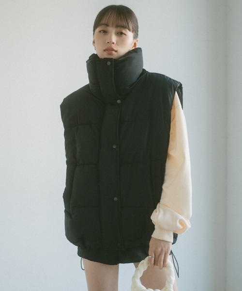 VANNIE U(ヴァニーユー)の「中綿ボリュームベスト(ベスト・レディース・アイボリー/ブラック・FREE)」の22枚目の写真