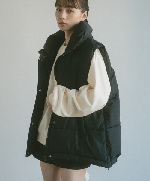 VANNIE U(ヴァニーユー)の「中綿ボリュームベスト(ベスト・レディース・アイボリー/ブラック・FREE)」の19枚目の写真