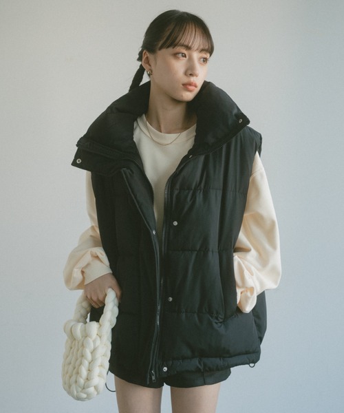 VANNIE U(ヴァニーユー)の「中綿ボリュームベスト(ベスト・レディース・アイボリー/ブラック・FREE)」の18枚目の写真