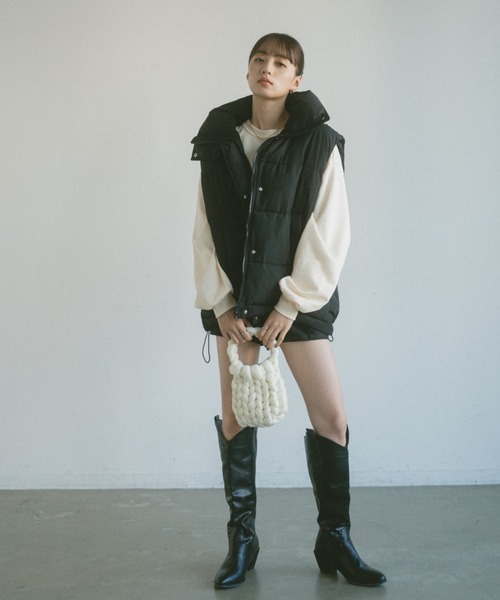 VANNIE U(ヴァニーユー)の「中綿ボリュームベスト(ベスト・レディース・アイボリー/ブラック・FREE)」の20枚目の写真