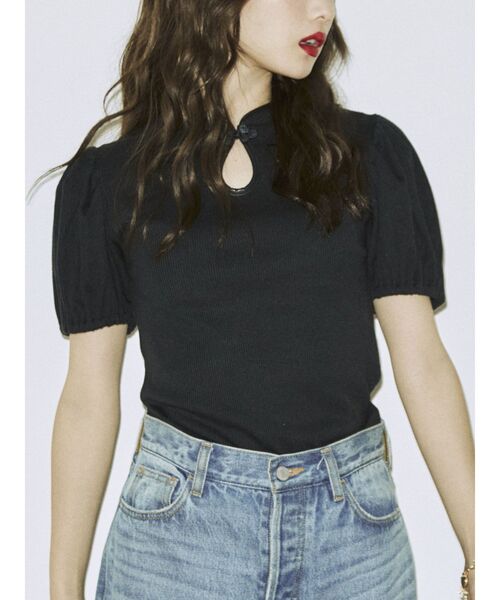 jouetie(ジュエティ)の「パイピングパワショルチャイナトップス(Tシャツ/カットソー・レディース・ブラック/ベージュ/オフホワイト/ブルー・MEDIUM)」の16枚目の写真