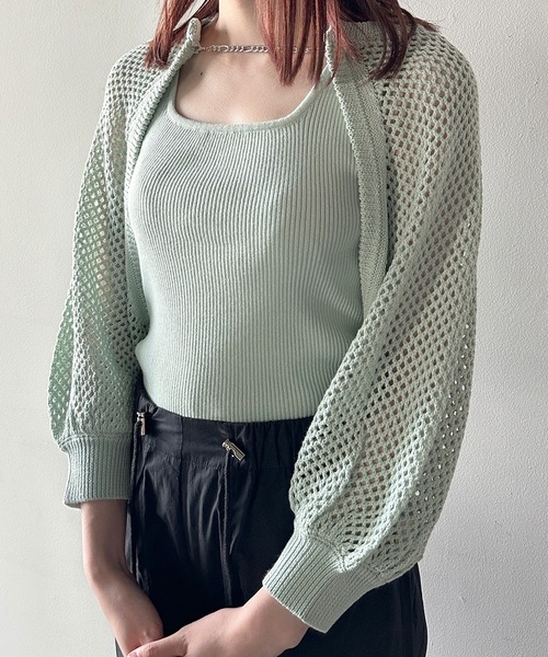 one way(ワンウェイ)の「チェーン付メッシュボレロ半袖ニット(カーディガン/ボレロ・レディース・アイボリー/ピンク/ホワイト/グリーン・FREE)」の4枚目の写真