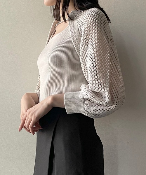 one way(ワンウェイ)の「チェーン付メッシュボレロ半袖ニット(カーディガン/ボレロ・レディース・アイボリー/ピンク/ホワイト/グリーン・FREE)」の16枚目の写真