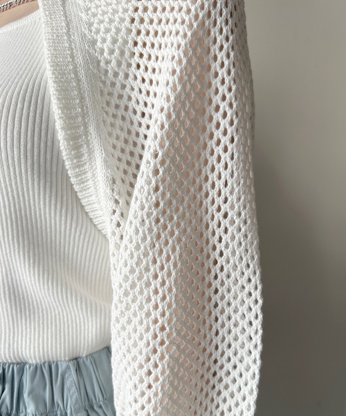 one way(ワンウェイ)の「チェーン付メッシュボレロ半袖ニット(カーディガン/ボレロ・レディース・アイボリー/ピンク/ホワイト/グリーン・FREE)」の8枚目の写真