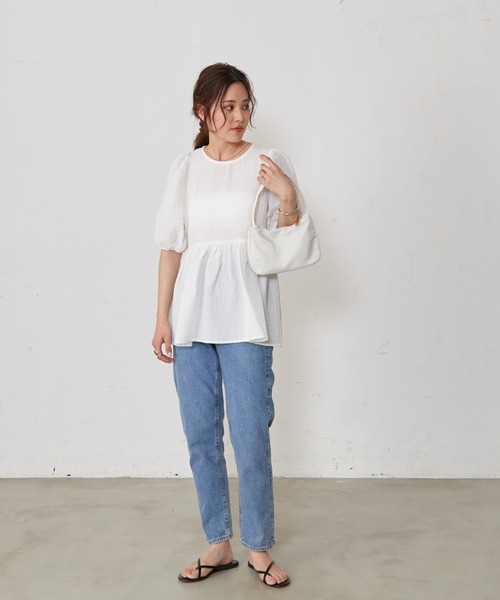 Shelly island(シェリーアイランド)の「ふくれペプラムブラウス(Tシャツ/カットソー・レディース・ブルー/ブラック/ホワイト・FREE)」の9枚目の写真