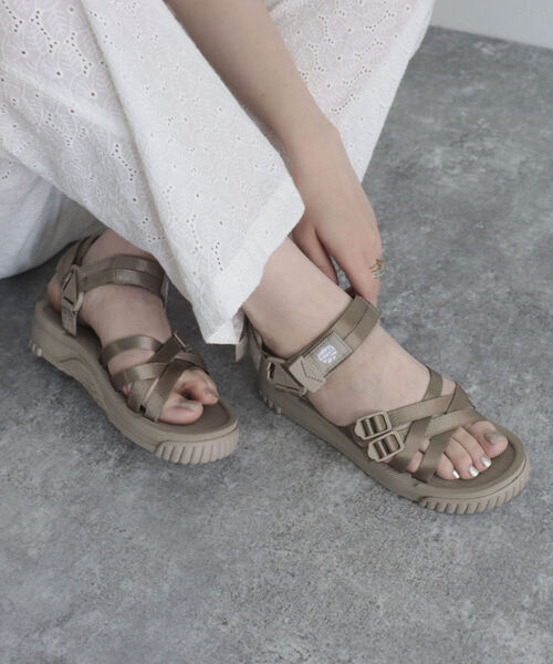 SHAKA（シャカ）の「【SHAKA/シャカ】RIVER GUIDE　スポサン（サンダル・レディース・ブラック/ベージュ・23/24）」の3枚目の写真