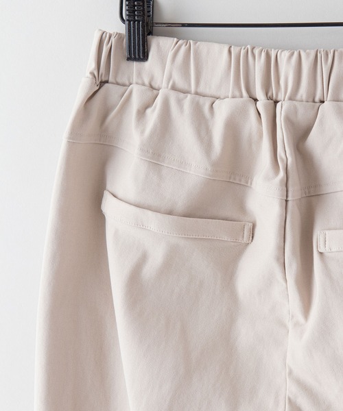 JEANS MATE(ジーンズメイト)の「大人のライフスタイル テーパードスキニーパンツ リラックス ストレッチ(その他パンツ・レディース・ブラック/ライトグレー・MEDIUM/SMALL)」の10枚目の写真
