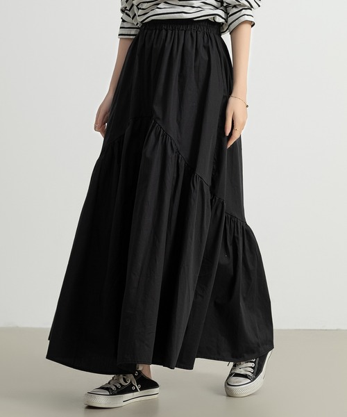 DAY CLOSET（デイ クローゼット）の「レディース 前後2wayで着こなせる。ロング丈ラウンド切り替えフレアティアードスカート（スカート・レディース・ホワイト/ブラック/カーキ/ダークグレー/チェック・M/L）」の2枚目の写真