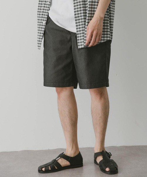 URBAN RESEARCH DOORS(アーバンリサーチドアーズ)の「『UR TECH WORKLUXE』デニムワイドショーツ(その他パンツ・メンズ・ブラック/インディゴブルー・MEDIUM/LARGE)」の3枚目の写真