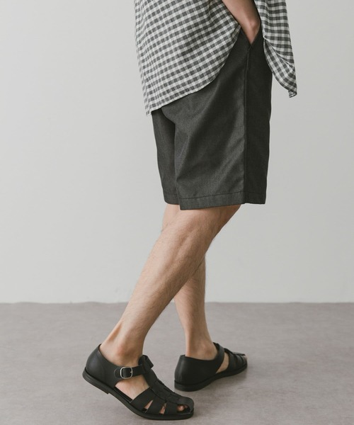 URBAN RESEARCH DOORS(アーバンリサーチドアーズ)の「『UR TECH WORKLUXE』デニムワイドショーツ(その他パンツ・メンズ・ブラック/インディゴブルー・MEDIUM/LARGE)」の7枚目の写真