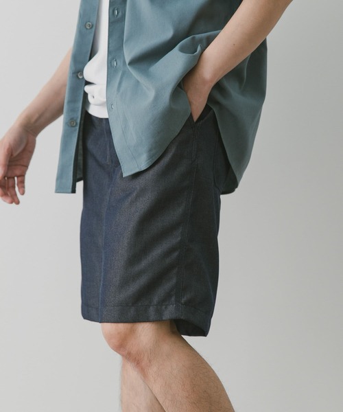URBAN RESEARCH DOORS(アーバンリサーチドアーズ)の「『UR TECH WORKLUXE』デニムワイドショーツ(その他パンツ・メンズ・ブラック/インディゴブルー・MEDIUM/LARGE)」の12枚目の写真