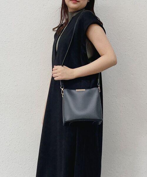 kivi（キヴィ）の「キーネックノースリワンピ（ワンピース・レディース・ブルー/ベージュ/ブラック・FREE）」の9枚目の写真