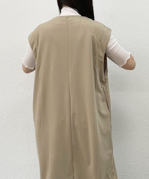 kivi（キヴィ）の「キーネックノースリワンピ（ワンピース・レディース・ブルー/ベージュ/ブラック・FREE）」の16枚目の写真