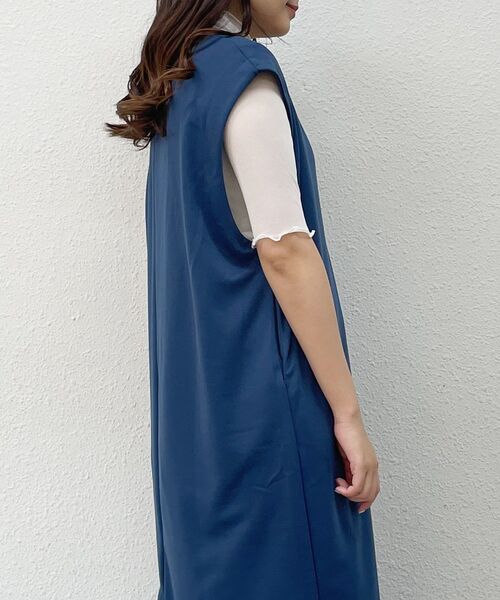 kivi（キヴィ）の「キーネックノースリワンピ（ワンピース・レディース・ブルー/ベージュ/ブラック・FREE）」の18枚目の写真