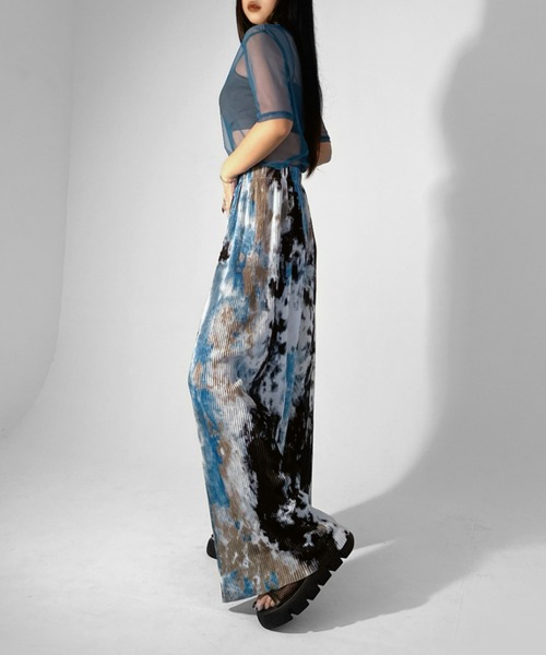 LVEU.(ラブユ.)の「【LVEU.】プチハイネックシースルートップス / トップス カットソー メッシュ シアー シースルー ハイネック 半袖 レイヤード ブラック グリーン ブルー パープル イエロー ZOZOTOWN限定カラー(Tシャツ/カットソー・レディース・グリーン/ブルー/イエロー/ブラック/パープル/グレー・FREE)」の21枚目の写真
