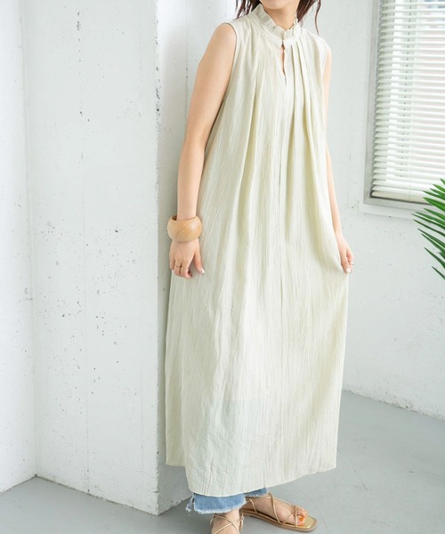 KBF(ケイビーエフ)の「プチフリルスリーブレスワンピース(ワンピース・レディース・ブラック/ライトベージュ/グリーン系その他・ONE)」の7枚目の写真