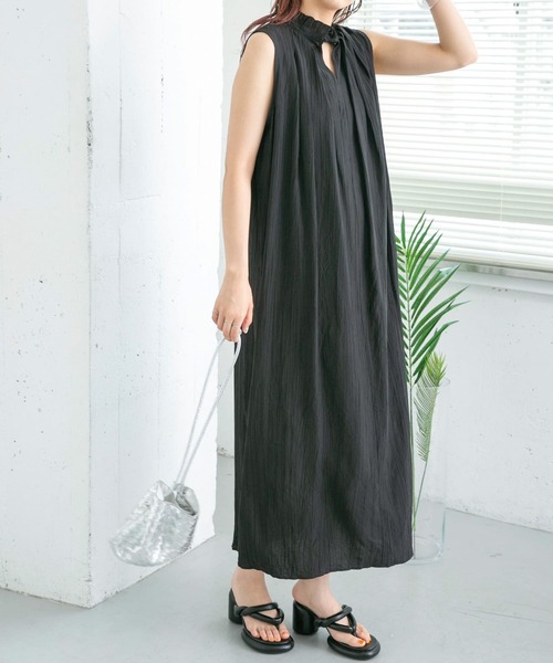 KBF(ケイビーエフ)の「プチフリルスリーブレスワンピース(ワンピース・レディース・ブラック/ライトベージュ/グリーン系その他・ONE)」の16枚目の写真