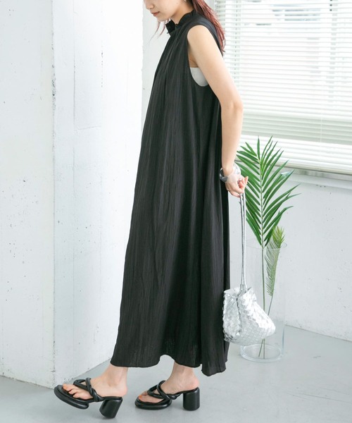 KBF(ケイビーエフ)の「プチフリルスリーブレスワンピース(ワンピース・レディース・ブラック/ライトベージュ/グリーン系その他・ONE)」の18枚目の写真