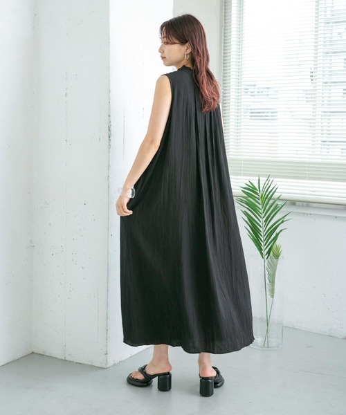 KBF(ケイビーエフ)の「プチフリルスリーブレスワンピース(ワンピース・レディース・ブラック/ライトベージュ/グリーン系その他・ONE)」の20枚目の写真