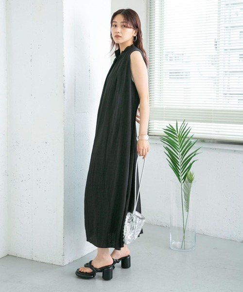 KBF(ケイビーエフ)の「プチフリルスリーブレスワンピース(ワンピース・レディース・ブラック/ライトベージュ/グリーン系その他・ONE)」の21枚目の写真