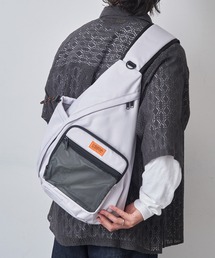 UNIVERSAL OVERALL（ユニバーサルオーバーオール）の「【UNIVERSAL OVERALL】UVO-149 ワンショルダーボディワラバッグ（ボディバッグ/ウエストポーチ）」