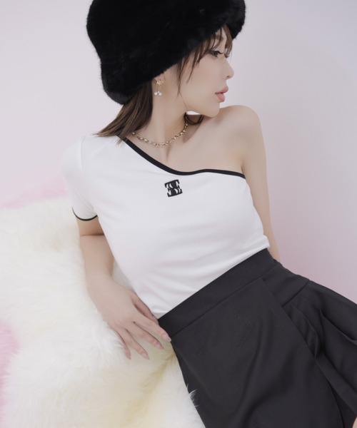 エイミーイストワールワンショルロゴTシャツ eimy istoire（エイミーイストワール）の「ワンショルロゴT