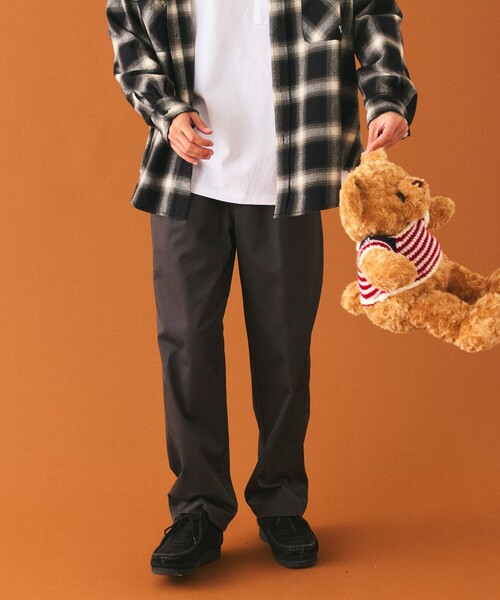 TOWNCRAFT（タウンクラフト）の「TOWN CRAFT/タウンクラフト 別注 ツイルイージーパンツ（チノパンツ・メンズ・チャコールグレー/オリーブ/ブラック/ナチュラル/ベージュ・MEDIUM/LARGE/SMALL）」の20枚目の写真