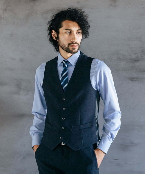 MICHEL KLEIN HOMME (ミッシェルクランオム)の「【2023年モデル】イージーケアベスト(ベスト・メンズ・ネイビー・X-LARGE/LARGE/MEDIUM)」の5枚目の写真