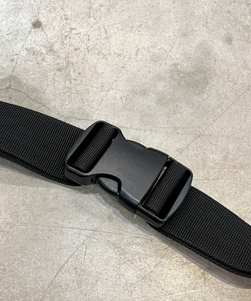 COMMON WARE（コモンウェアー）の「EM : NoiR ノアール Flask shoulder フラスクボディーバッグ（ボディバッグ/ウエストポーチ・メンズ・ブラック/ブラック系その他・FREE）」の22枚目の写真