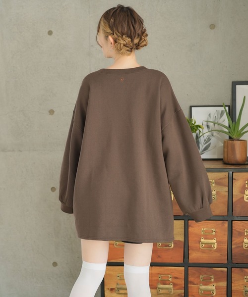 moulis'(ムーリス)の「刺繍オーバーサイズくまスウェット(Tシャツ/カットソー・レディース・ベージュ/ブラウン/ホワイト・LL~3L/M-L)」の15枚目の写真