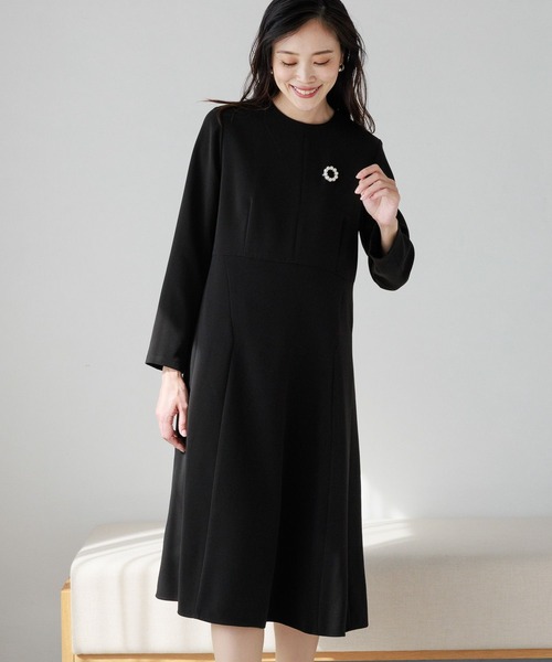 Elura（エルーラ）の「セレモニー&お祝いフレアワンピース（ワンピース・レディース・ネイビー/ブラック・LARGE/MEDIUM/SMALL）」の3枚目の写真