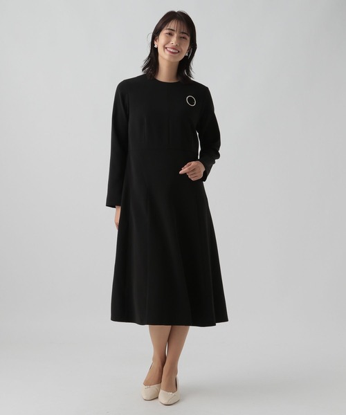 Elura（エルーラ）の「セレモニー&お祝いフレアワンピース（ワンピース・レディース・ネイビー/ブラック・LARGE/MEDIUM/SMALL）」の7枚目の写真