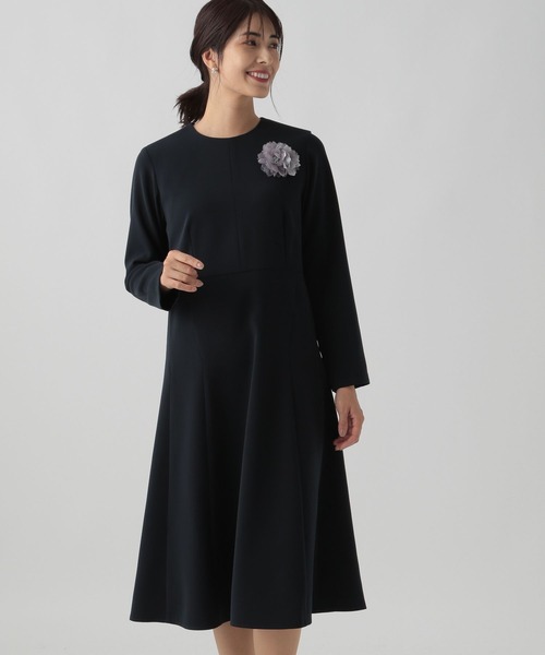 Elura（エルーラ）の「セレモニー&お祝いフレアワンピース（ワンピース・レディース・ネイビー/ブラック・LARGE/MEDIUM/SMALL）」の19枚目の写真