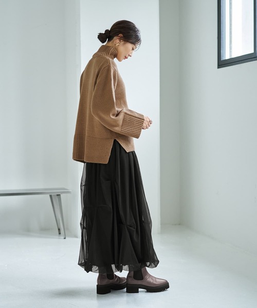 STYLE DELI（スタイルデリ）の「ワイドスリーブスタンドネックニット（ニット/セーター・レディース・ホワイト系その他/ブラウン系その他/キャメル/バーガンディー/ブラック・FREE）」の13枚目の写真