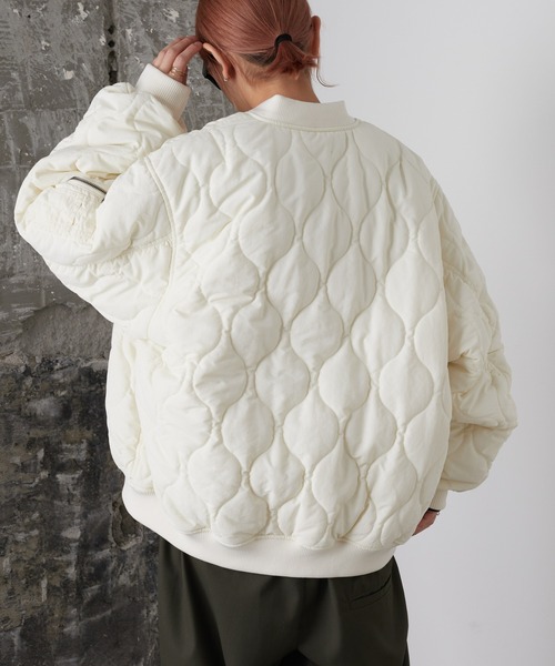 CIAOPANIC TYPY（チャオパニックティピー）の「【ユニセックス】リバーシブルキルティングMA-1（MA-1・メンズ・オフホワイト/ブラック/カーキ・ONE SIZE）」の14枚目の写真