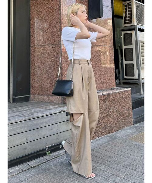 MURUA（ムルーア）の「ハーフスリーブタイトリブニット（ニット/セーター・レディース・ホワイト/ブラック/ブルー・FREE）」の7枚目の写真