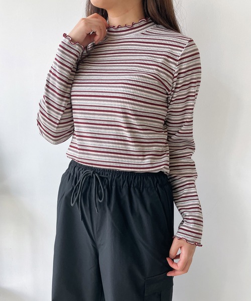 AS KNOW AS plus（アズノゥアズプラス）の「◎配色メロウフリルリブプルオーバー（Tシャツ/カットソー・レディース・ブルー系/ホワイト系/オフホワイト/ブラック/ベージュ系/ネイビー系/ブルー系1/ホワイト系1/グリーン系/ブルー系2・FREE）」の6枚目の写真