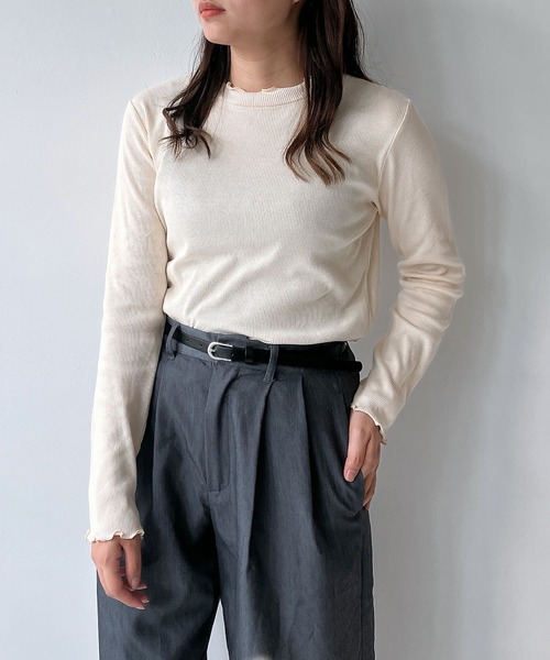 AS KNOW AS plus（アズノゥアズプラス）の「◎配色メロウフリルリブプルオーバー（Tシャツ/カットソー・レディース・ブルー系/ホワイト系/オフホワイト/ブラック/ベージュ系/ネイビー系/ブルー系1/ホワイト系1/グリーン系/ブルー系2・FREE）」の2枚目の写真