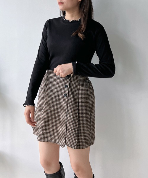 AS KNOW AS plus（アズノゥアズプラス）の「◎配色メロウフリルリブプルオーバー（Tシャツ/カットソー・レディース・ブルー系/ホワイト系/オフホワイト/ブラック/ベージュ系/ネイビー系/ブルー系1/ホワイト系1/グリーン系/ブルー系2・FREE）」の18枚目の写真