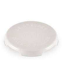 Le Creuset（ルクルーゼ）の「シグニチャー トリベット（キッチンツール）」