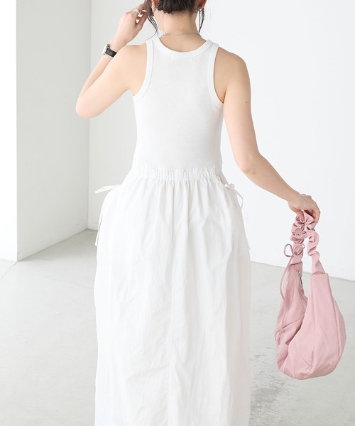 BONLECILL(ボンルシール)の「カップ付きタンク×ドロストポケットドッキングワンピース(ワンピース・レディース・オフホワイト/ブラック・FREE)」の8枚目の写真
