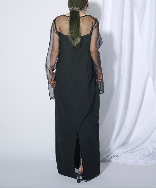 Ezick（エジック）の「Line sleeve カーブビスチェドレス（ドレス