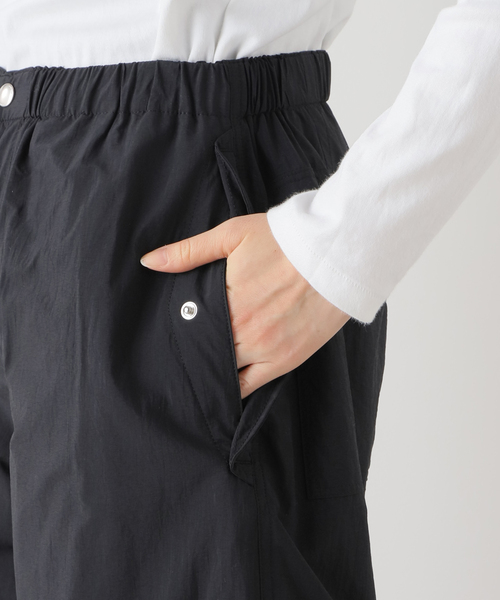 JANE SMITH / JOHN SMITH（ジェーンスミスジョンスミス）の「【JANE SMITH/ジェーンスミス】NYLON TASLAN REMOVAL CARGO PT：カーゴパンツ（カーゴパンツ・レディース・ベージュ/ブラック・SMALL/MEDIUM）」の18枚目の写真