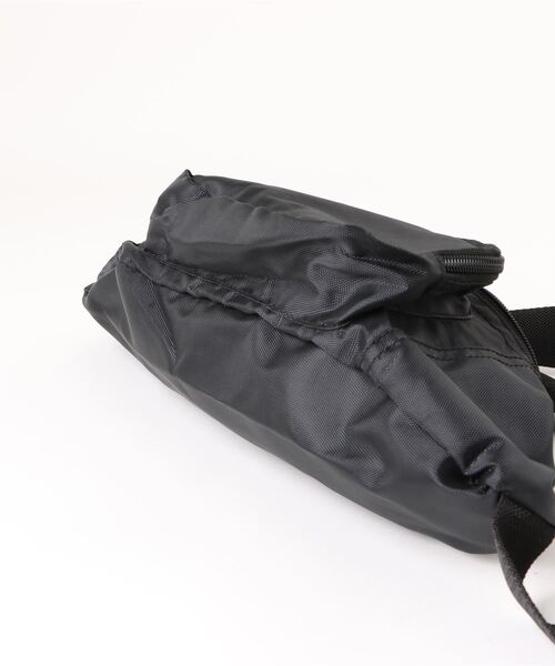 ROTHCO(ロスコ)の「ROTHCO / ROTHCO Black Crossbody Fanny Pack / R-5431(ショルダーバッグ・レディース・ブラック・SMALL)」の6枚目の写真