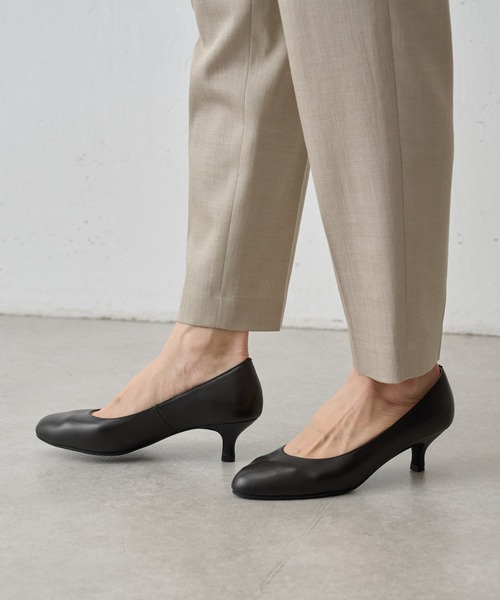 BEARDSLEY（ビアズリー）の「《お仕事やオケージョンにも使いやすい》ラウンドトゥパンプス（パンプス・レディース・ブラック系その他/ブラック/ベージュ・23/24/24.5/23.5）」の6枚目の写真
