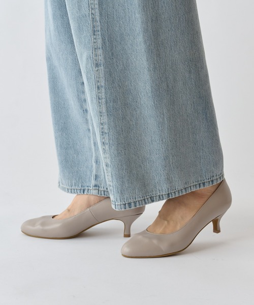 BEARDSLEY（ビアズリー）の「《お仕事やオケージョンにも使いやすい》ラウンドトゥパンプス（パンプス・レディース・ブラック系その他/ブラック/ベージュ・23/24/24.5/23.5）」の22枚目の写真