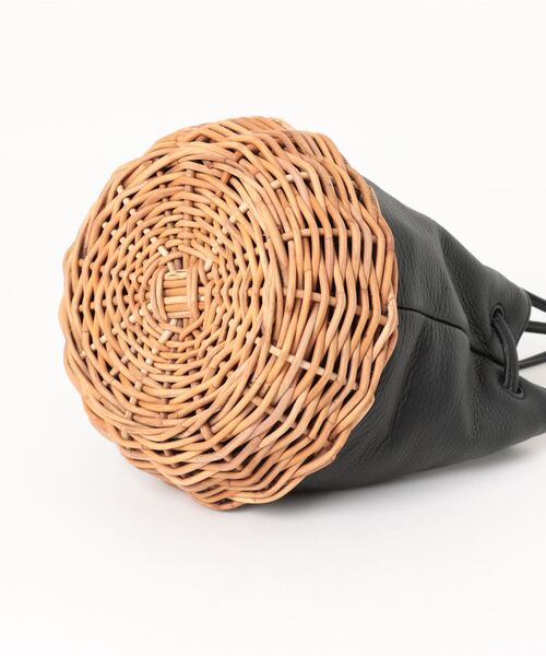 TIDEWAY（タイドウェイ）の「【TIDEWAY】ARUROG×LTR 2W SHOULDER かご×レザー バッグ M T2893（ショルダーバッグ・レディース・ブラック・FREE）」の3枚目の写真