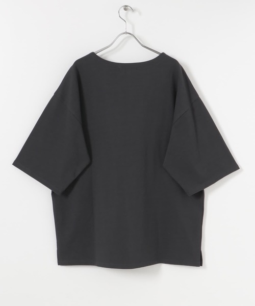 URBAN RESEARCH(アーバンリサーチ)の「USAコットンバスクTシャツ(Tシャツ/カットソー・メンズ・オフホワイト/ブラック系その他/チャコールグレー/カーキ/ホワイト系その他/ブルー系その他・SMALL/MEDIUM/LARGE)」の15枚目の写真